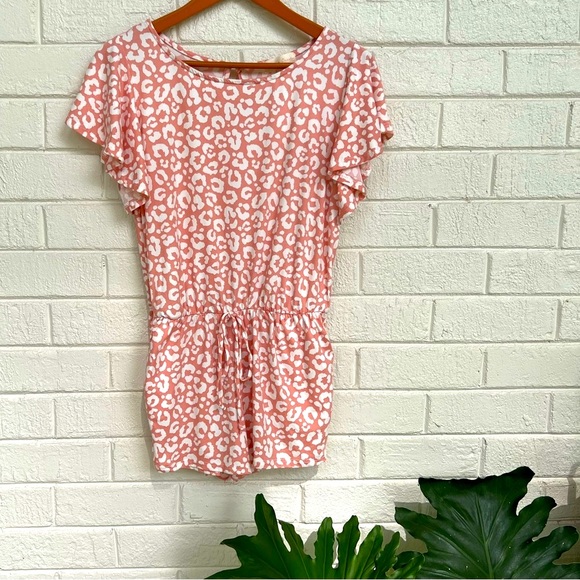 New Without Tag* Shorts Romper by Perfect Peach - Picture 1 of 5